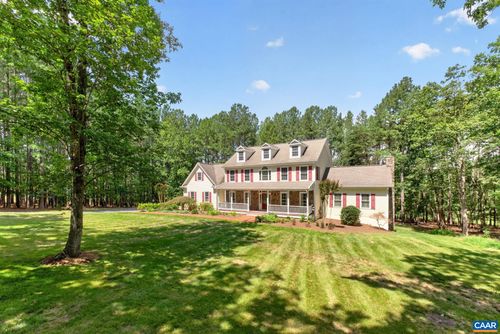 6325 Indian Ridge Dr, EARLYSVILLE, VA, 22936-1643 | Card Image