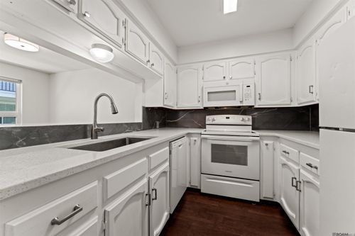 303-3330 Willard St, Baton Rouge, LA, 70802-7954 | Card Image