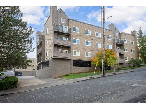 212-4320 S Corbett Ave, Portland, OR, 97239 | Card Image