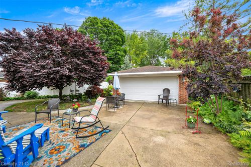 35740 Marrocco St, Clinton Township, MI, 48035-2658 | Card Image
