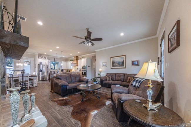 200 S Calvin Barrett, House other with 3 bedrooms, 2 bathrooms and null parking in Blanco TX | Image 4