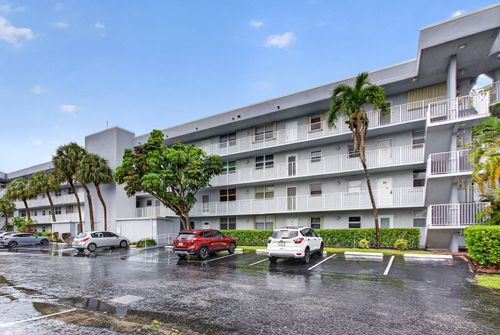 1f-118 Royal Park Dr, Oakland Park, FL, 33309-6542 | Card Image