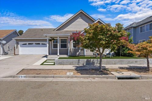 2348 Arista Ln, Santa Rosa, CA, 95403-1569 | Card Image