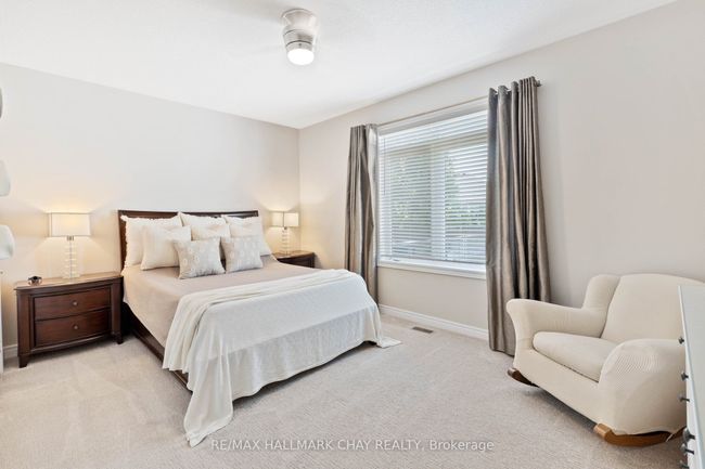 36 Meadowood Dr, House other with 4 bedrooms, 3 bathrooms and 4 parking in Wasaga Beach ON | Image 15