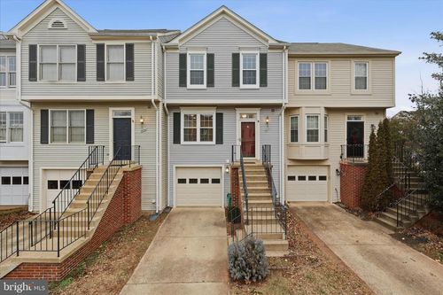 5820 Watermark Cir, CENTREVILLE, VA, 20120-2984 | Card Image