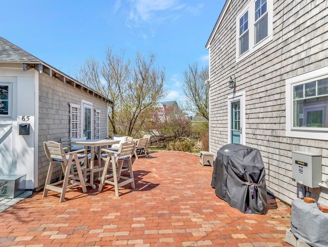 65 Holbrook Ave, House other with 1 bedrooms, 2 bathrooms and 4 parking in Hull MA | Image 21
