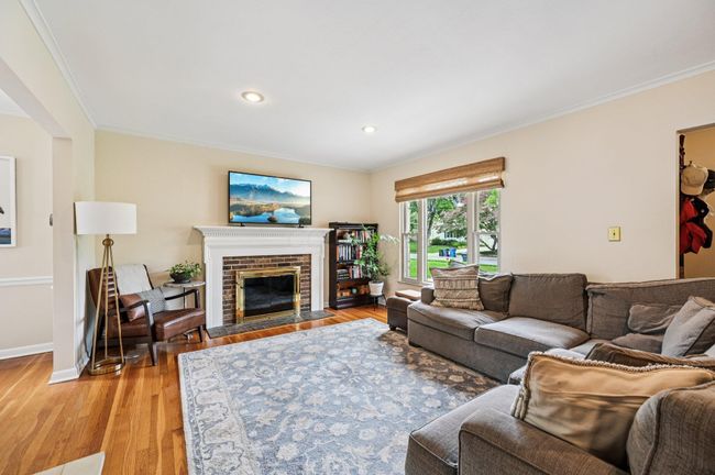 1537 Barrington Rd, House other with 4 bedrooms, 3 bathrooms and null parking in Upper Arlington OH | Image 7
