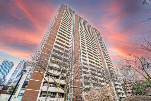 1016-40 Homewood Ave, Toronto, ON, M4Y2K2 | Card Image