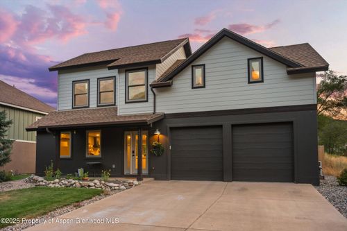 4201 Sky Ranch Dr, Glenwood Springs, CO, 81601-9279 | Card Image