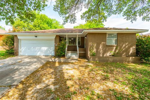 1115 Indian Creek Trail, Dallas, TX, 75241 | Card Image