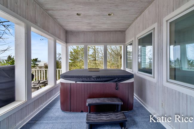 5575 Beechmont Rd, House other with 4 bedrooms, 4 bathrooms and null parking in Whitehall MI | Image 55