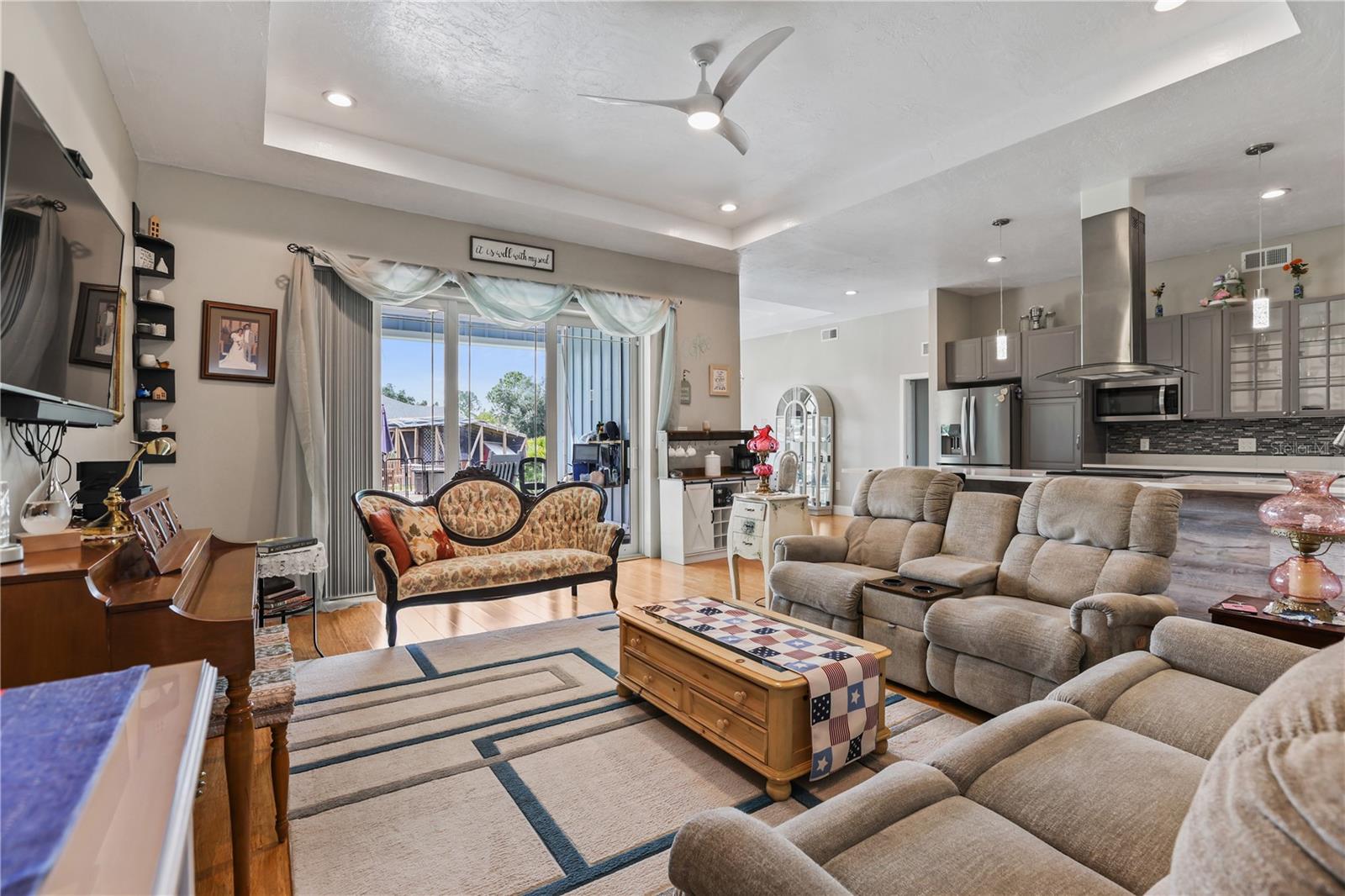 Residential in PORT CHARLOTTE 4