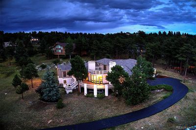 Cul-de-sac living with Bergen Mountain Views Fresh newly paved driveway | Image 2