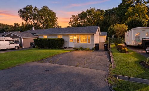 1114 Oak Ter, Round Lake Beach, IL, 60073-2710 | Card Image