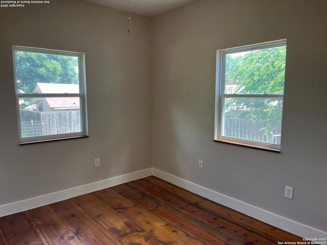 446 Waring Welfare Rd, House other with 2 bedrooms, 2 bathrooms and null parking in Waring TX | Image 12