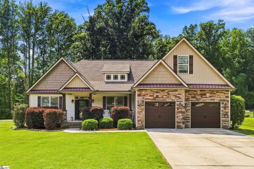 411 Oak Ridge Pl, Easley, SC, 29642-9088 | Card Image