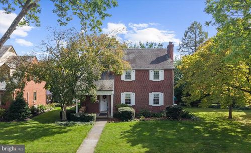 1422 Garfield Avenue, WYOMISSING, PA, 19610 | Card Image