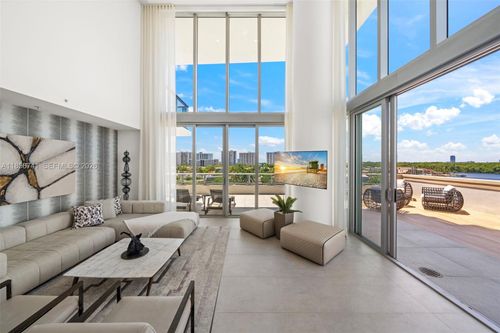 5-502-330 Sunny Isles Blvd, Sunny Isles Beach, FL, 33160-4211 | Card Image