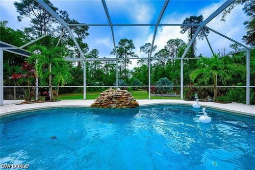 4595 16th St Ne, Naples, FL, 34120-6427 | Card Image