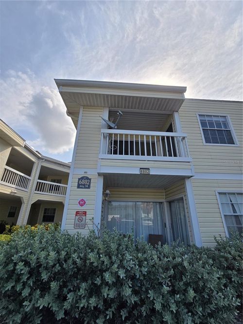 14206-6802 Stones Throw Cir N, ST PETERSBURG, FL, 33710-8708 | Card Image