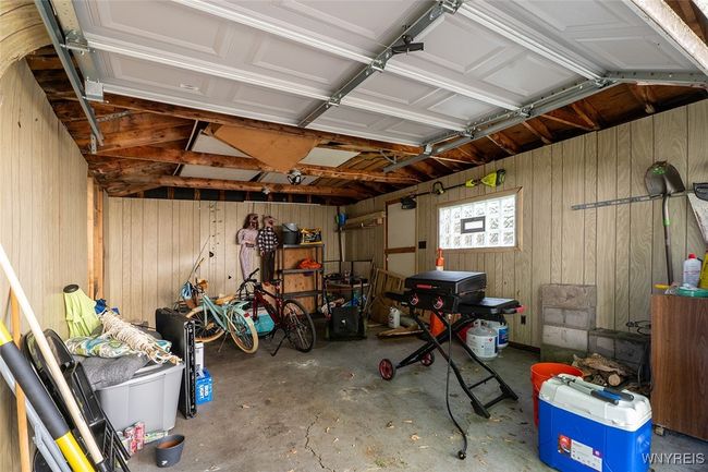 1.5 Car Garage | Image 50