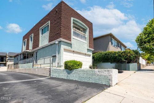 4117 Ocean View Blvd, Montrose, CA, 91020-1918 | Card Image