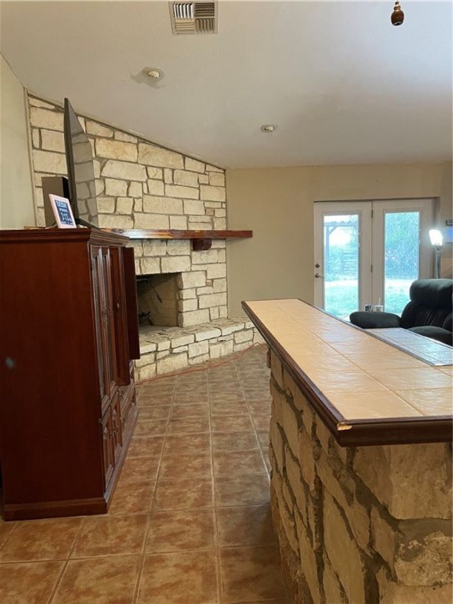 3150 N Highway 59, House other with 4 bedrooms, 2 bathrooms and null parking in Freer TX | Image 11