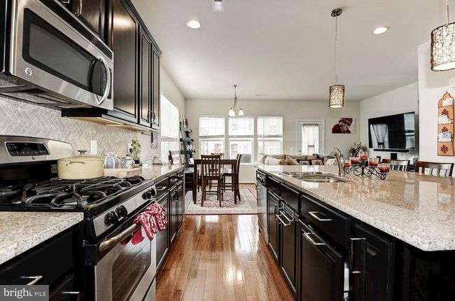 43965 Eastgate View Dr, Townhouse with 4 bedrooms, 3 bathrooms and null parking in CHANTILLY VA | Image 29