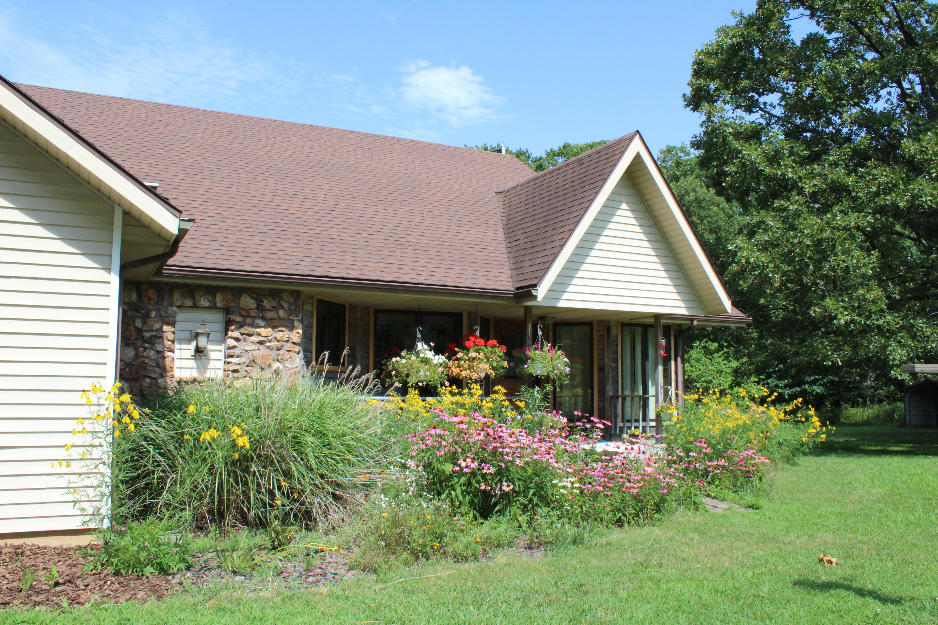 Aviator Ln, Republic, MO 65738
