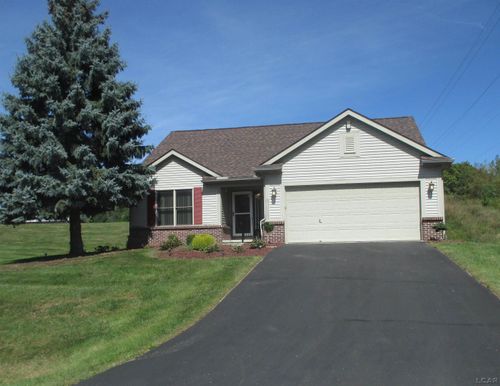 2304 Wood Ridge Dr, Adrian, MI, 49221-9801 | Card Image