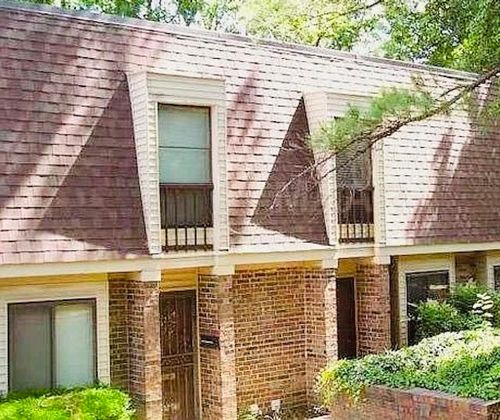3-1896 Poplar Woods Cir E, Germantown, TN, 38138-3635 | Card Image