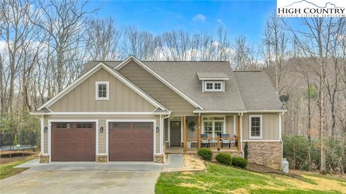362 Fairway Oaks Dr, West Jefferson, NC, 28694-8456 | Card Image