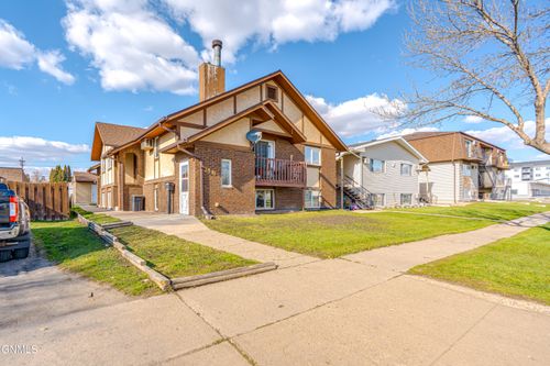 2-218 W Sweet Ave, Bismarck, ND, 58504-5500 | Card Image
