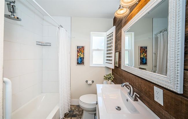 2nd Bathroom | Image 26