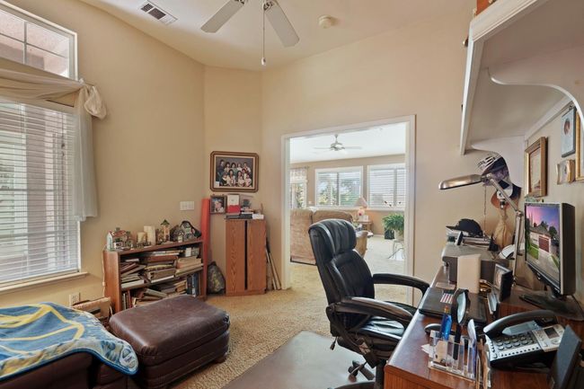 573 Fribourg Ln, House other with 3 bedrooms, 2 bathrooms and null parking in Manteca CA | Image 22