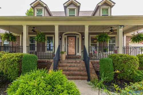 3305 Cedar Cv Sw, Decatur, AL, 35603-3129 | Card Image