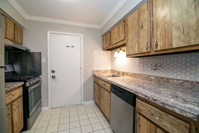 APT-3D - 9960 Franchesca Ct, Condo with 2 bedrooms, 2 bathrooms and 2 parking in Orland Park IL | Image 10