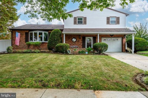 118 Victoria Dr, MECHANICSBURG, PA, 17055-3526 | Card Image