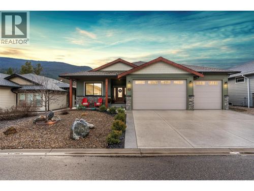 8-2444 York Ave, Armstrong, BC, V4Y0Y3 | Card Image