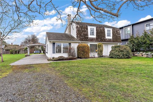 1806 Feltham Rd, Victoria, BC, V8N2A6 | Card Image