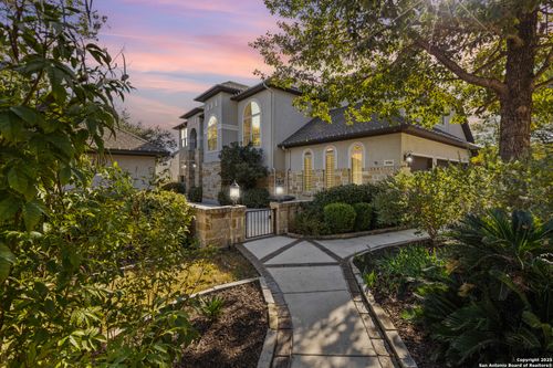 10506 Campo Viejo, Boerne, TX, 78006-8542 | Card Image