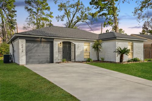 9818 Degas Ln, Houston, TX, 77016-4332 | Card Image