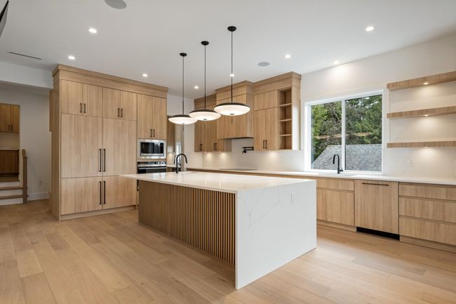 1209 Ioco Rd, House other with 4 bedrooms, 5 bathrooms and 4 parking in Port Moody BC | Image 5