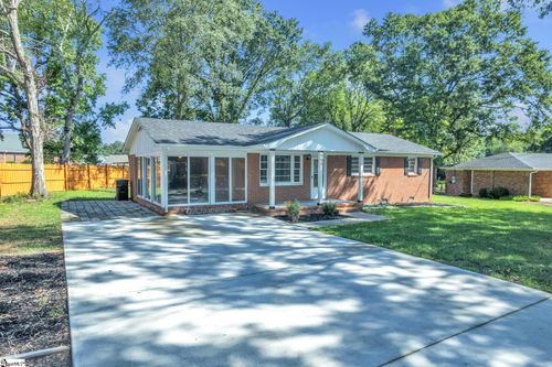903 Brushy Creek Road, Taylors, SC, 29687-4121 | Card Image