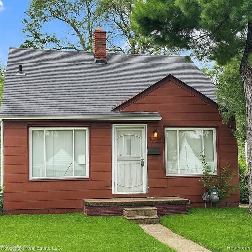 8211 Artesian St, Detroit, MI, 48228-3001 | Card Image