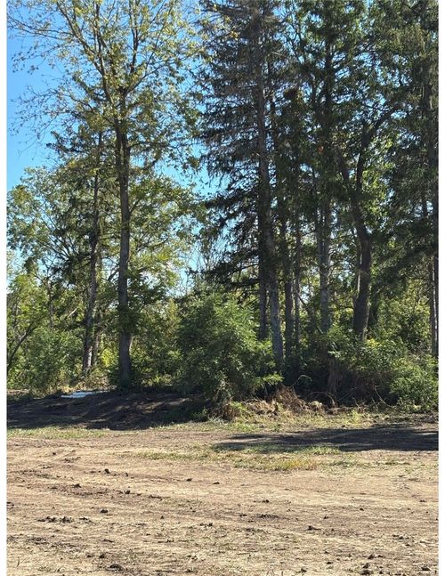 6 Creekside Cir, Clive, IA, 50325 | Card Image