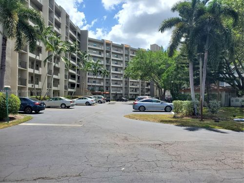 a-3940 Inverrary Blvd, Lauderhill, FL, 33319-4347 | Card Image