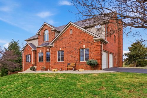 51 Conns Ln, Lancaster, KY, 40444-9706 | Card Image