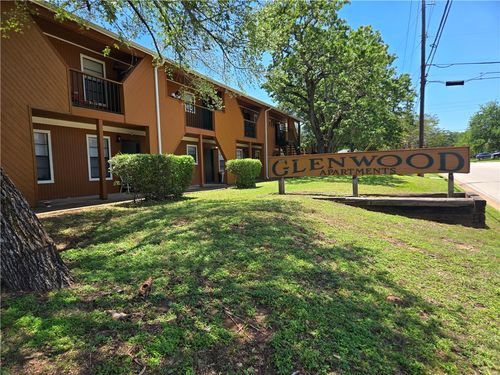 215-2011 Labrisa Dr, Bryan, TX, 77807-2355 | Card Image