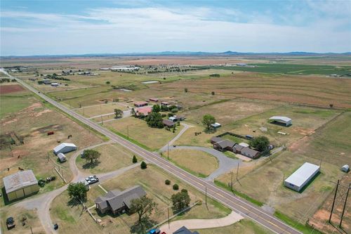 1826 E Iris Ave, Hobart, OK, 73651-2848 | Card Image